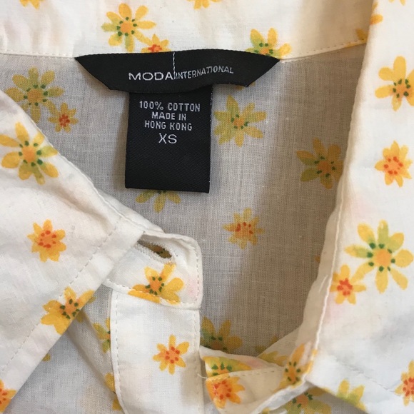 Moda International pale yellow blouse, size XS - Picture 2 of 4